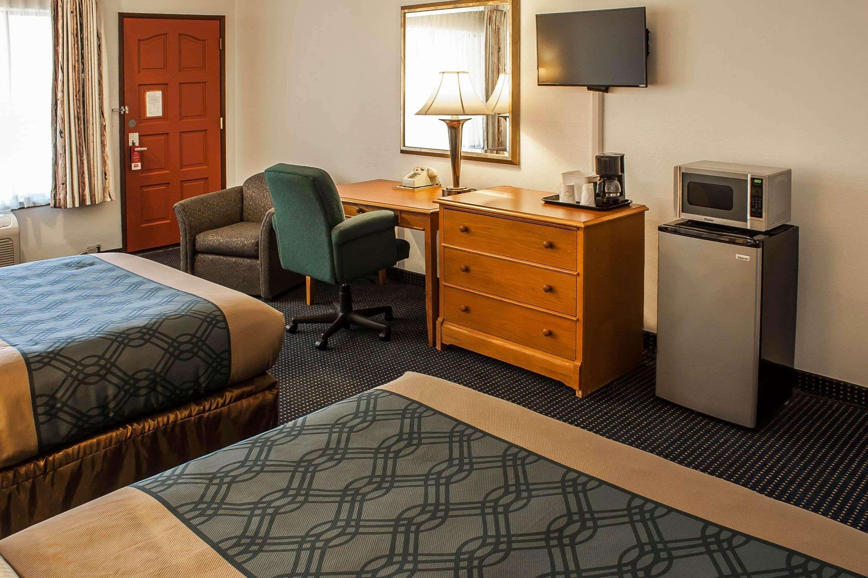 Econo Lodge Inn & Suites Hoquiam Εξωτερικό φωτογραφία