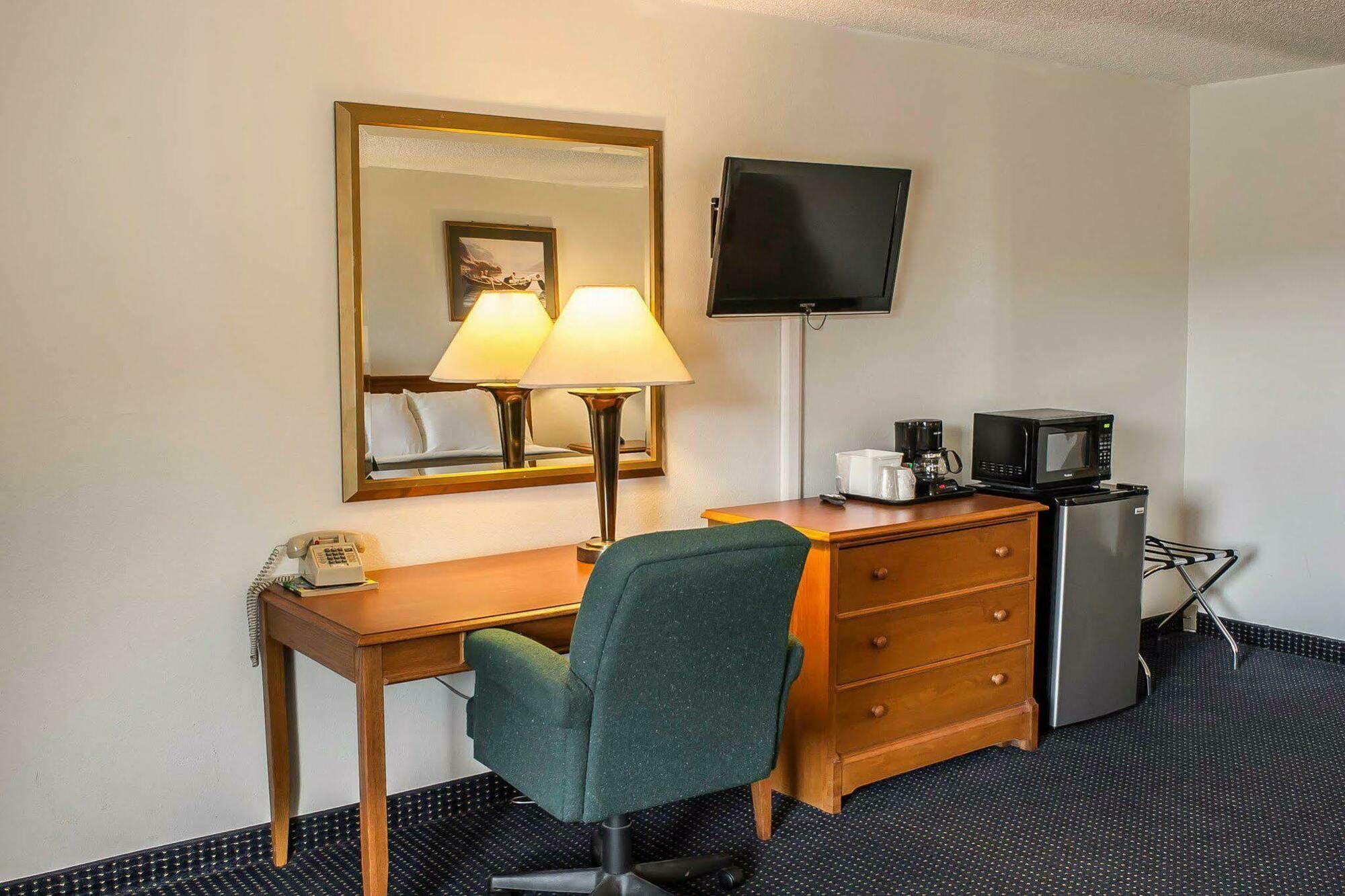 Econo Lodge Inn & Suites Hoquiam Εξωτερικό φωτογραφία